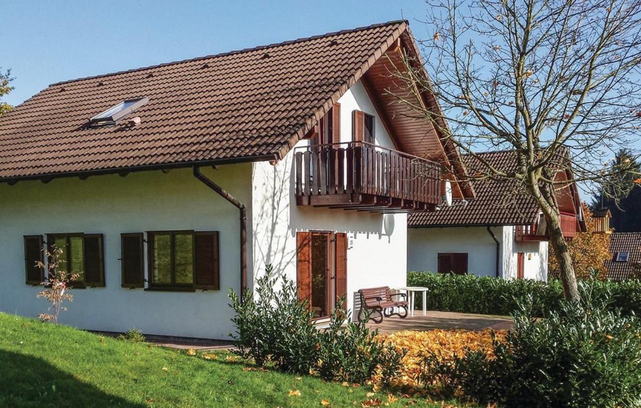 Seepark Kirchheim Ferienhaus Bei Nina Mit Sauna Exterior photo